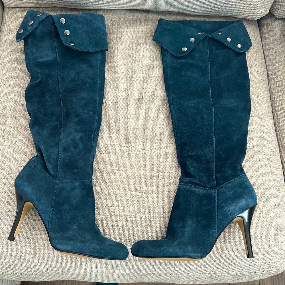 Nine West Alexa Blue Suede Knee High Boots, size 8.5